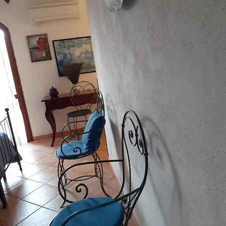 Nocleg ze śniadaniem Sa Domu Assemini